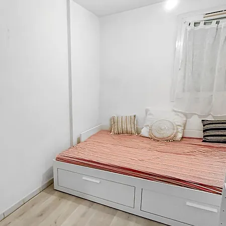 Bord De A - Balcon, Place De Parking, 700m De La Gare Sete