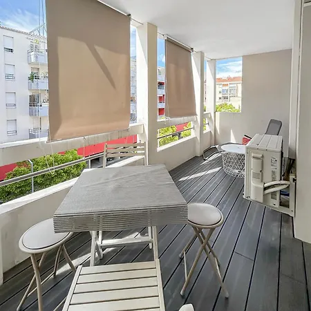 Bord De A - Balcon, Place De Parking, 700m De La Gare